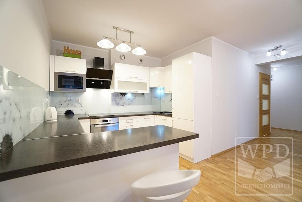 Modern Apartment-City Center-New Building-Garage Wroclaw Luaran gambar